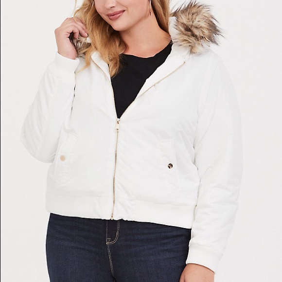 💕SOLD💕 WHITE FAUX FUR HOODIE BOMBER JACKET - Picture 2 of 8